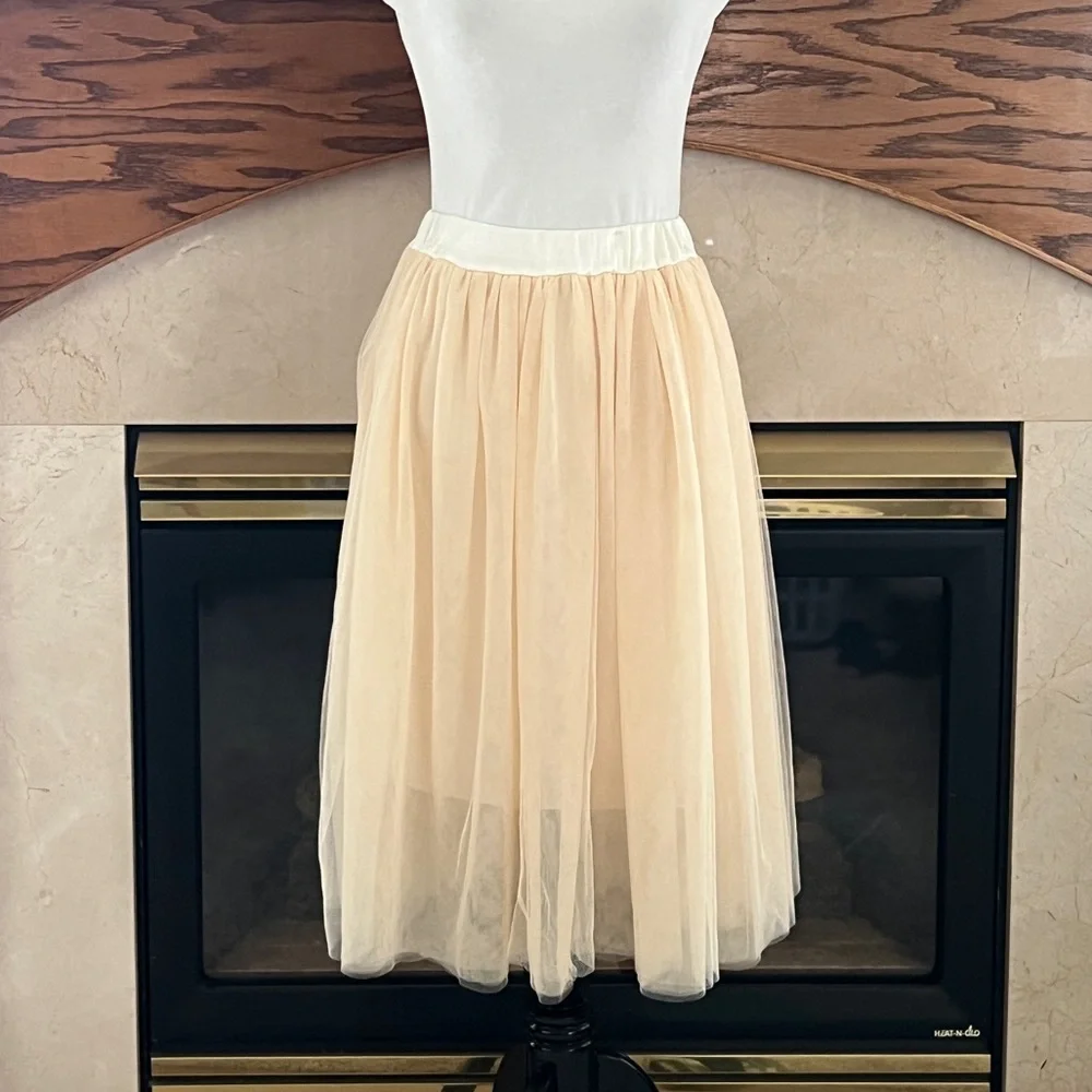 Baluoke Champagne Layered Midi Tulle Tutu‎ Skirt Size Small/Medium